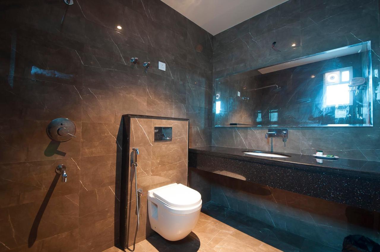 Hotel Z Suite-Near Delhi Airport New Delhi Buitenkant foto