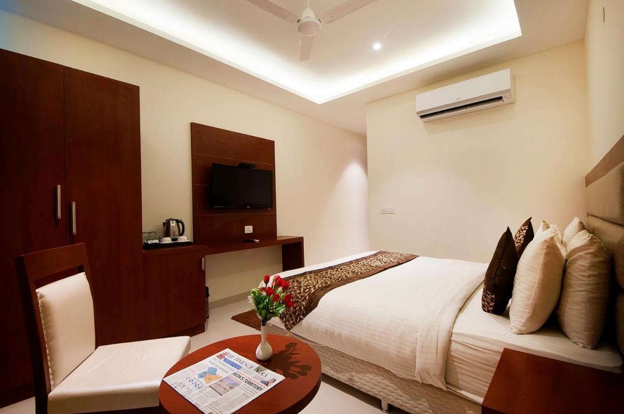 Hotel Z Suite-Near Delhi Airport New Delhi Buitenkant foto