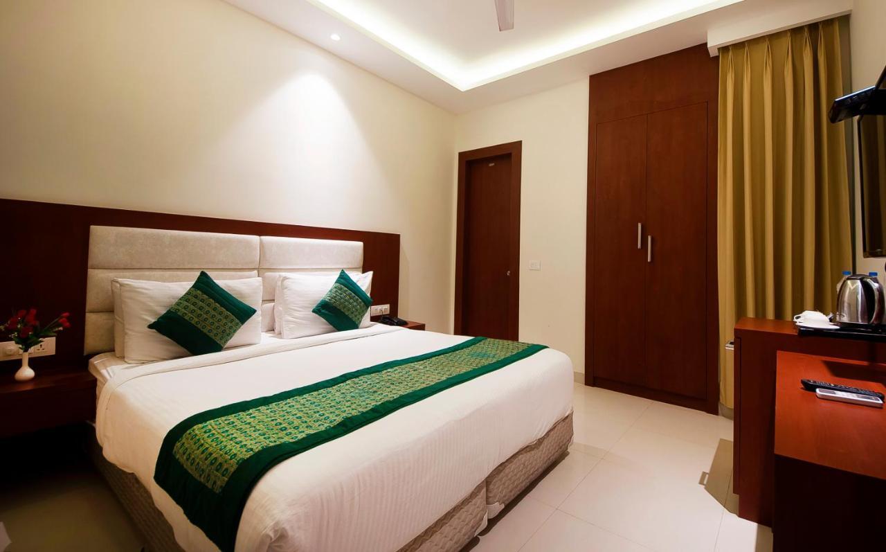 Hotel Z Suite-Near Delhi Airport New Delhi Buitenkant foto