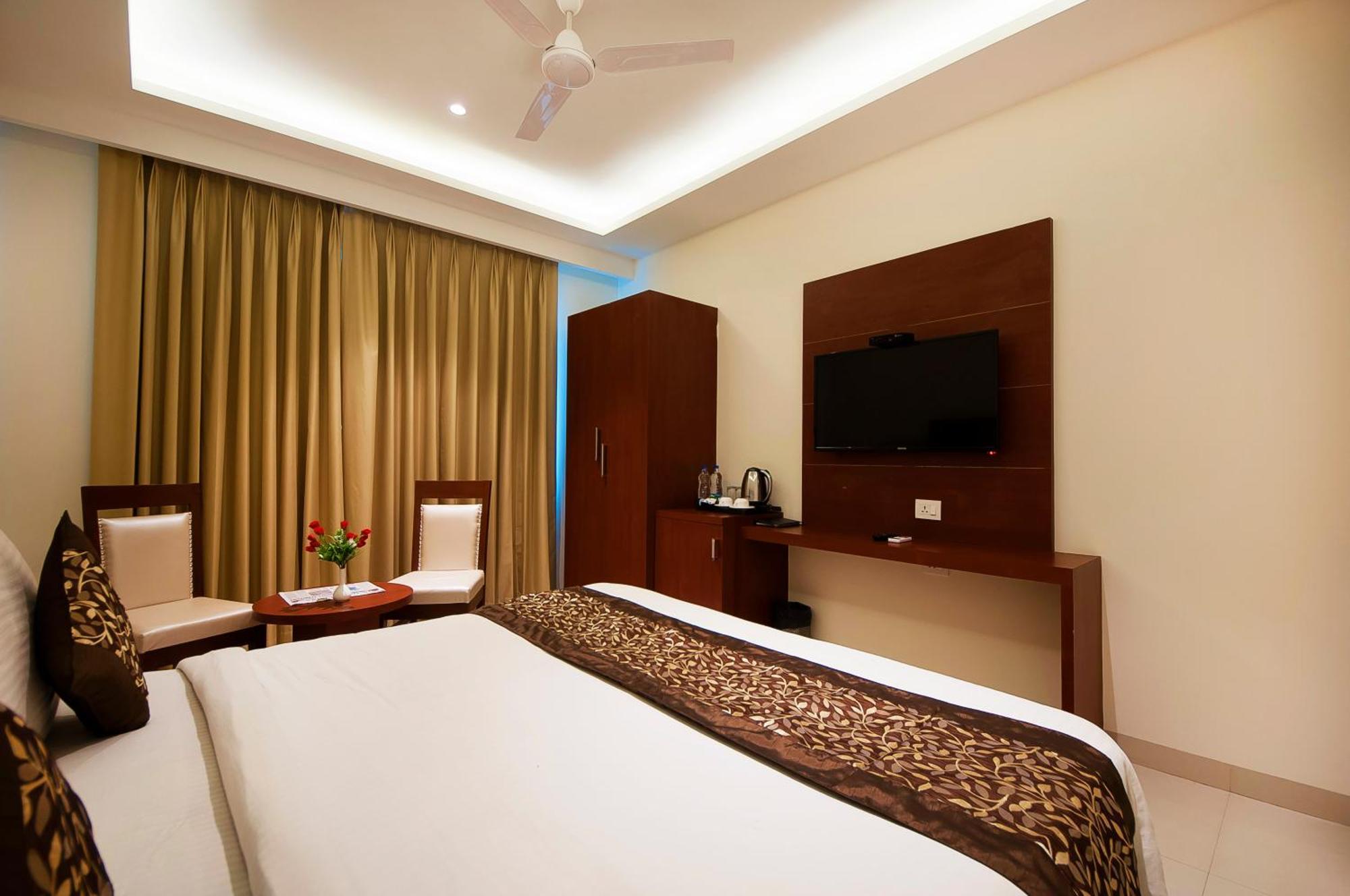 Hotel Z Suite-Near Delhi Airport New Delhi Buitenkant foto