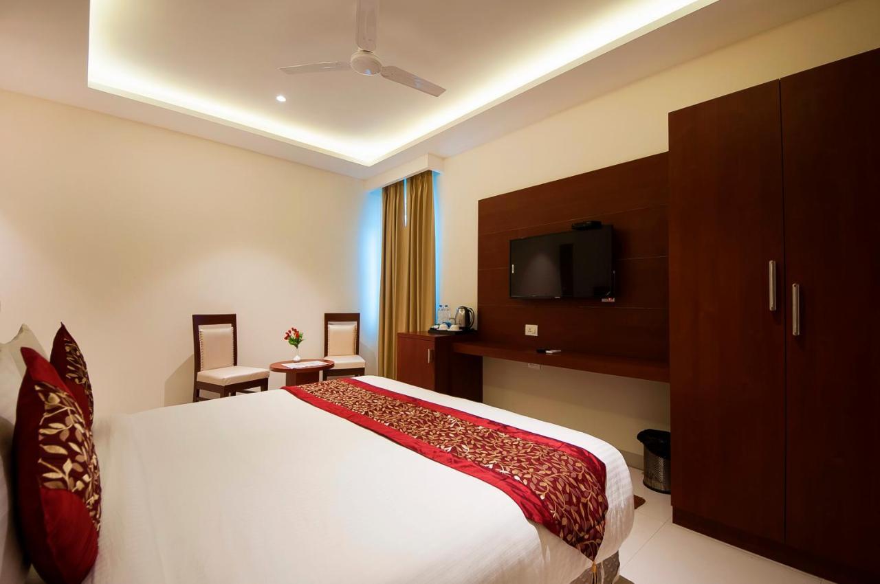 Hotel Z Suite-Near Delhi Airport New Delhi Buitenkant foto