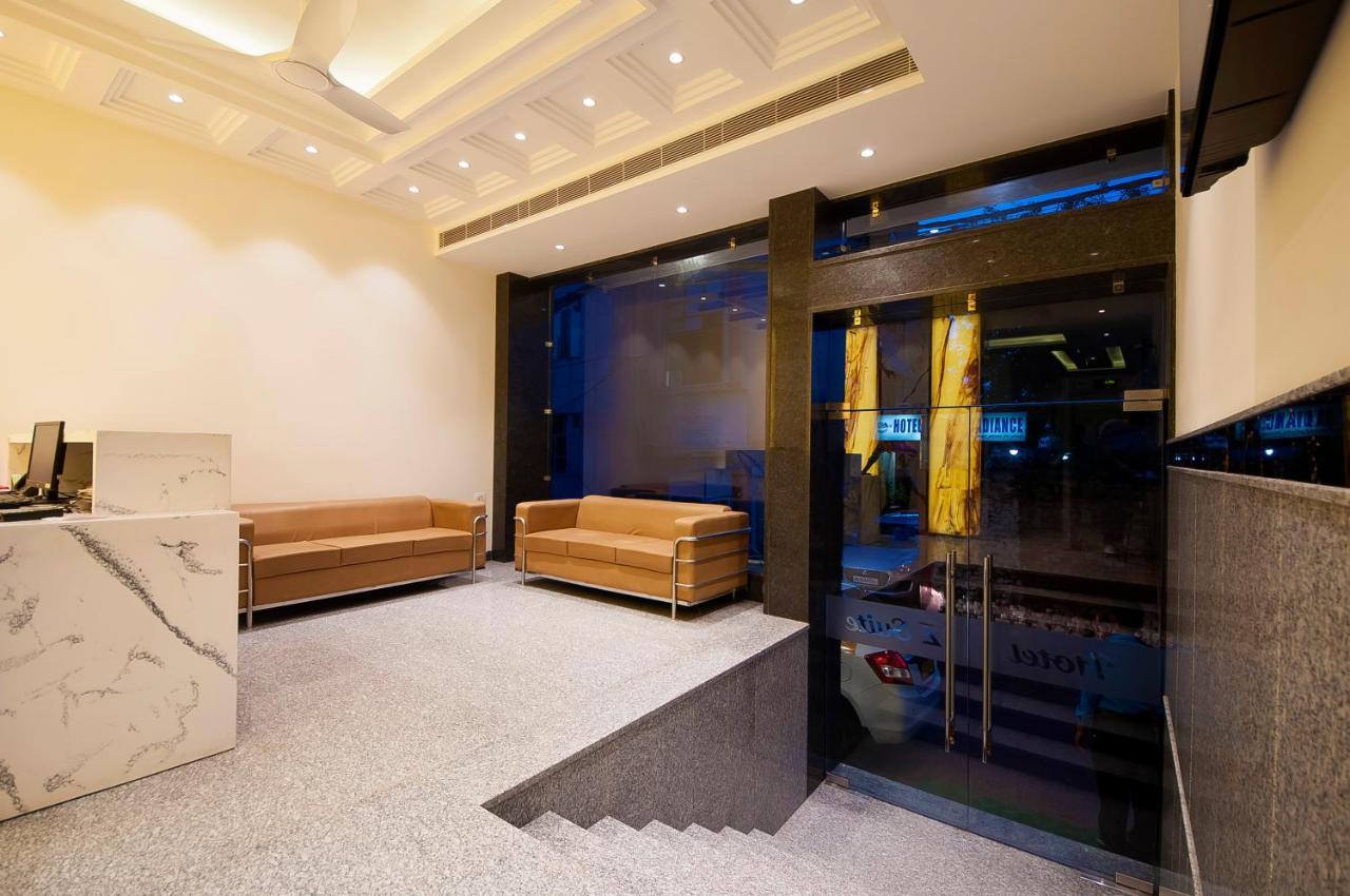 Hotel Z Suite-Near Delhi Airport New Delhi Buitenkant foto